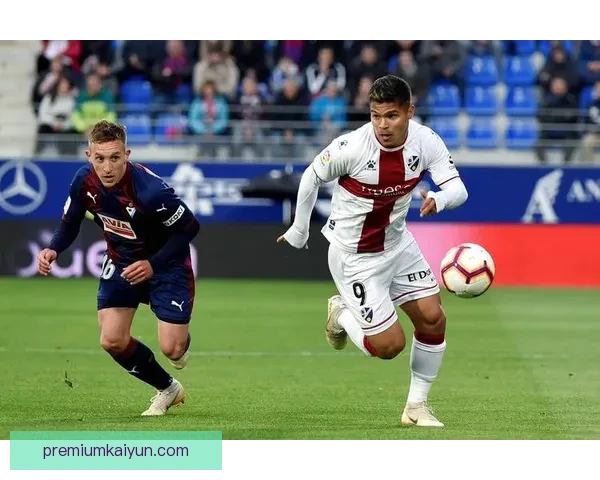 塞维利亚进攻套路逐渐显现，球队竞争力增强有望突破当前困境