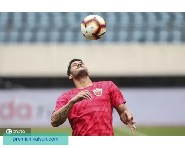 Lautaro 头球技巧分析显示其在比赛中的稳定表现和得分能力提升